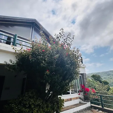 Bica Boa Lodge *